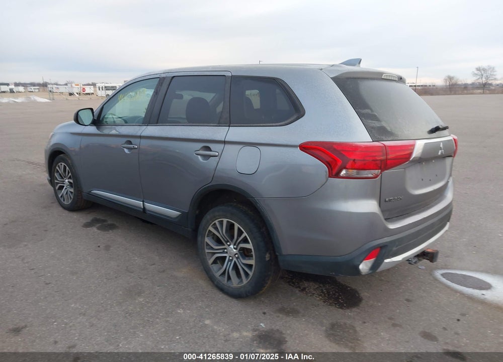 2017 MITSUBISHI OUTLANDER ES VIN: JA4AZ2A39HZ035071