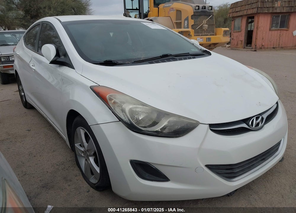 2013 HYUNDAI ELANTRA VIN: 5NPDH4AE2DH421142