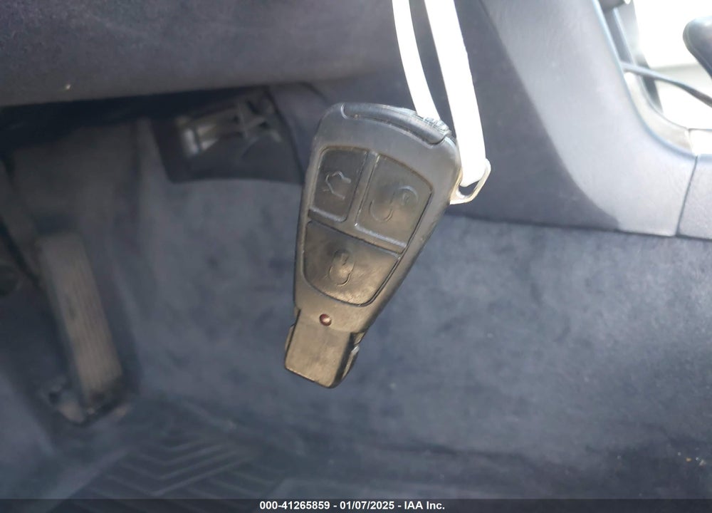 1999 MERCEDES-BENZ E 320 VIN: WDBJF65H8XA848473