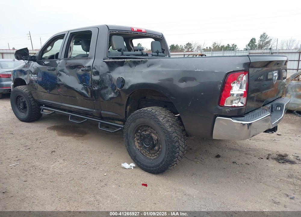 2018 RAM 2500 TRADESMAN 4X4 6'4 BOX VIN: 3C6UR5CL8JG142174