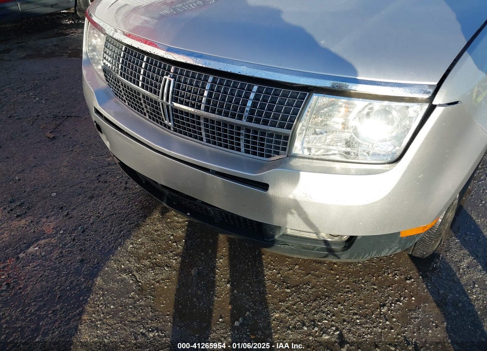 2010 LINCOLN MKX VIN: 2LMDJ6JC3ABJ04900