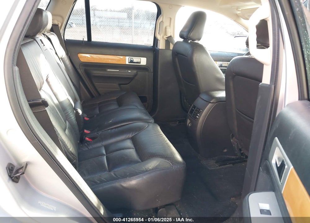 2010 LINCOLN MKX VIN: 2LMDJ6JC3ABJ04900