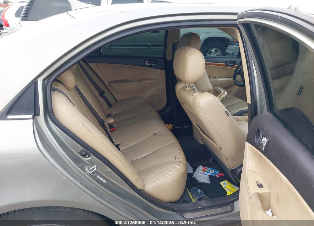 2010 HYUNDAI SONATA VIN: 5NPEU4AF0AH625992