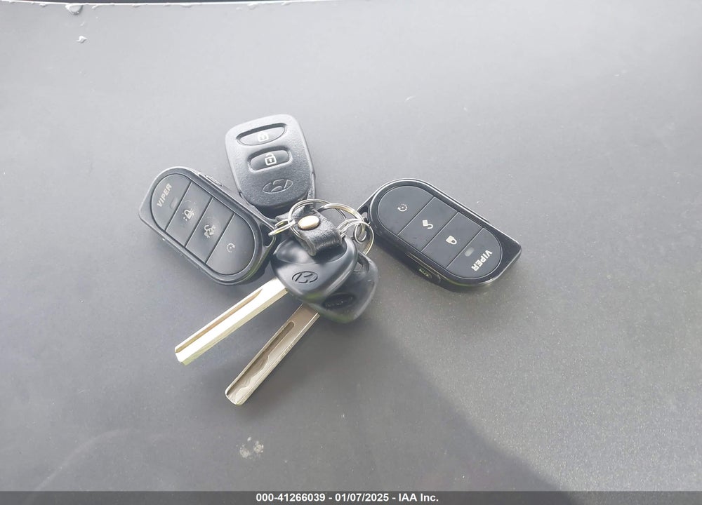 2017 HYUNDAI ACCENT VIN: KMHCT4AE3HU172898