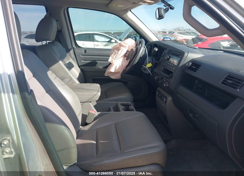 2014 HONDA RIDGELINE VIN: 5FPYK1F5XEB008421