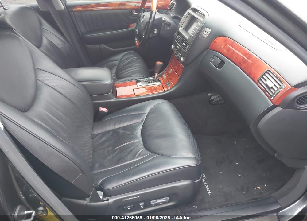 2005 LEXUS LS 430 VIN: JTHBN36F555000074