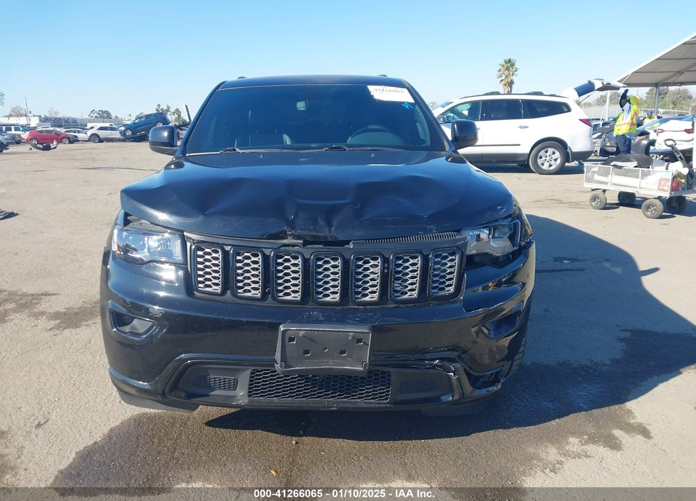 2018 JEEP GRAND CHEROKEE ALTITUDE 4X2 VIN: 1C4RJEAG9JC338459