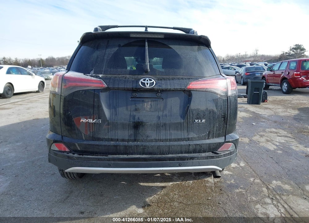 2016 TOYOTA RAV4 XLE VIN: 2T3WFREV7GW255784
