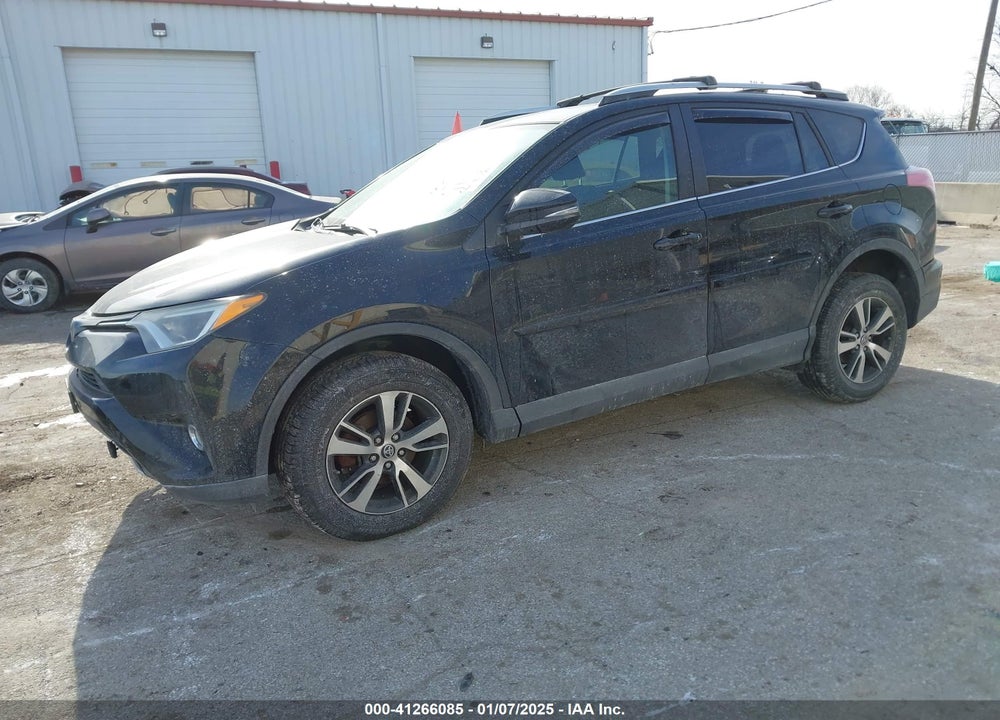 2016 TOYOTA RAV4 XLE VIN: 2T3WFREV7GW255784