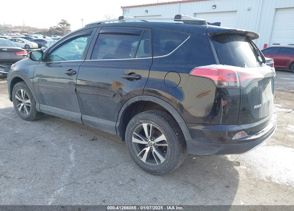 2016 TOYOTA RAV4 XLE VIN: 2T3WFREV7GW255784