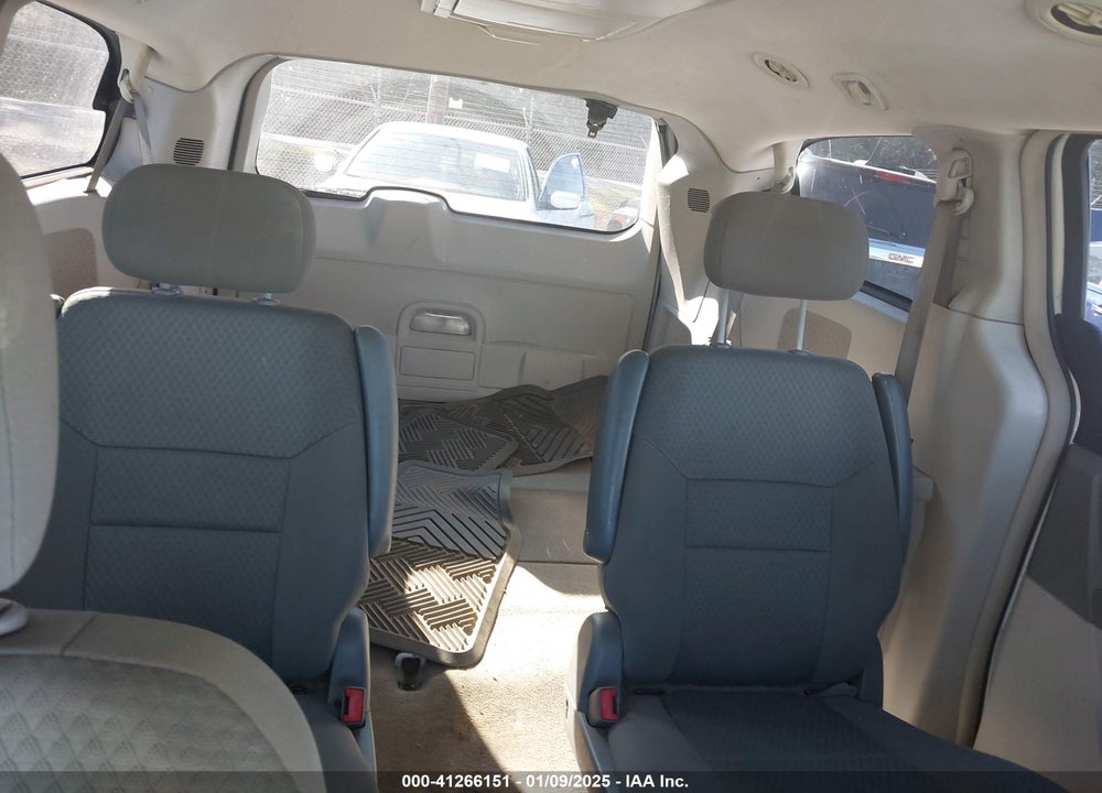 2010 CHRYSLER TOWN & COUNTRY TOURING VIN: 2A4RR5D11AR450741