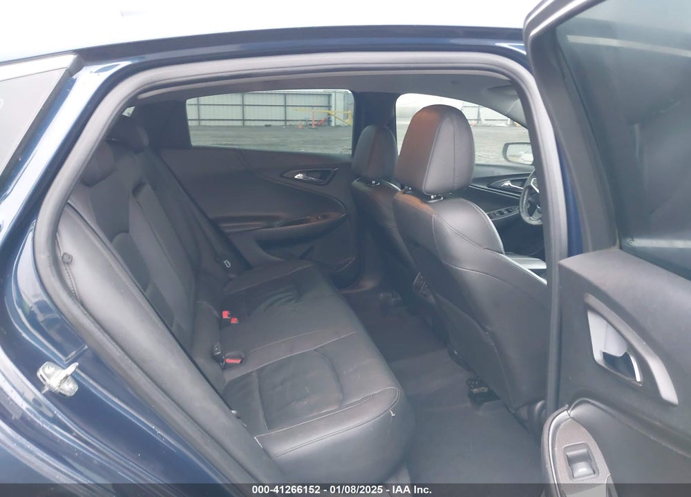 2019 CHEVROLET MALIBU LT VIN: 1G1ZD5STXKF107422