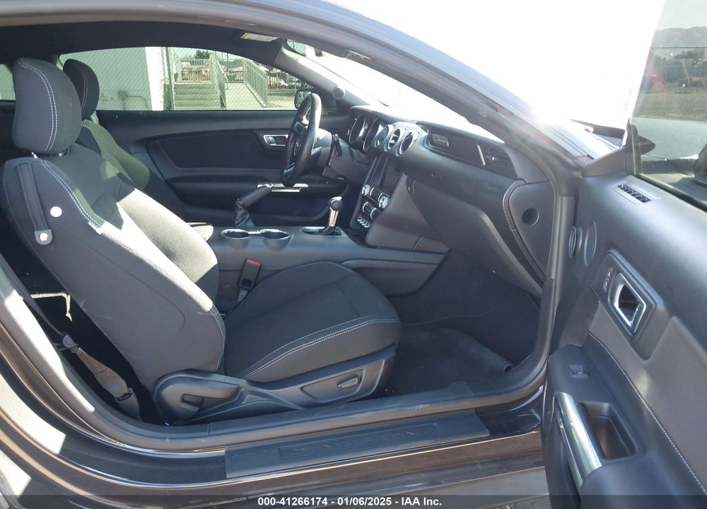 2022 FORD MUSTANG VIN: 1FA6P8TH9N5111748
