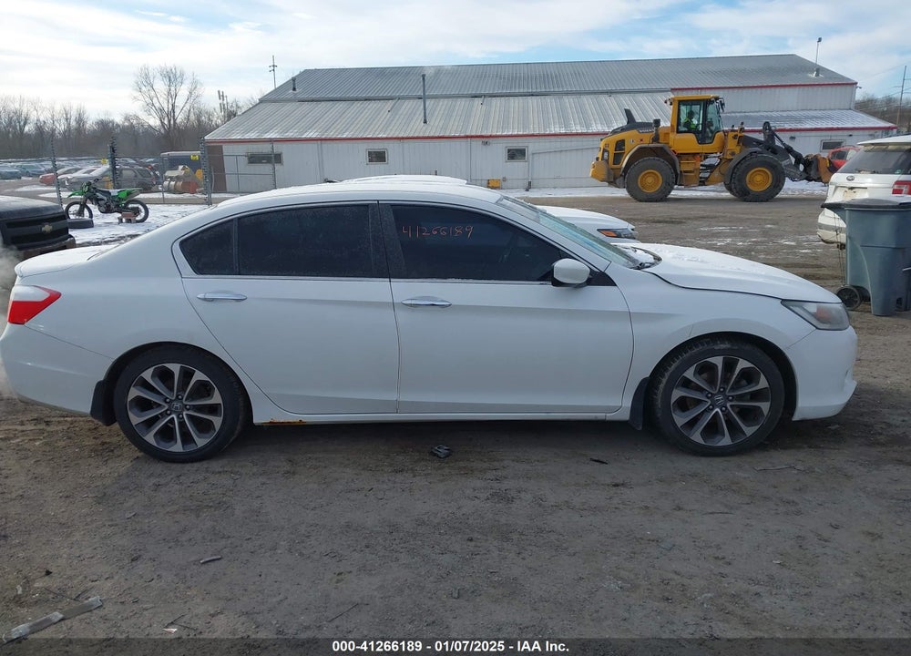 2015 HONDA ACCORD VIN: 1HGCR2F59FA157208
