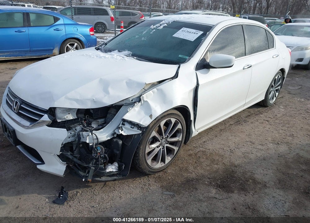 2015 HONDA ACCORD VIN: 1HGCR2F59FA157208