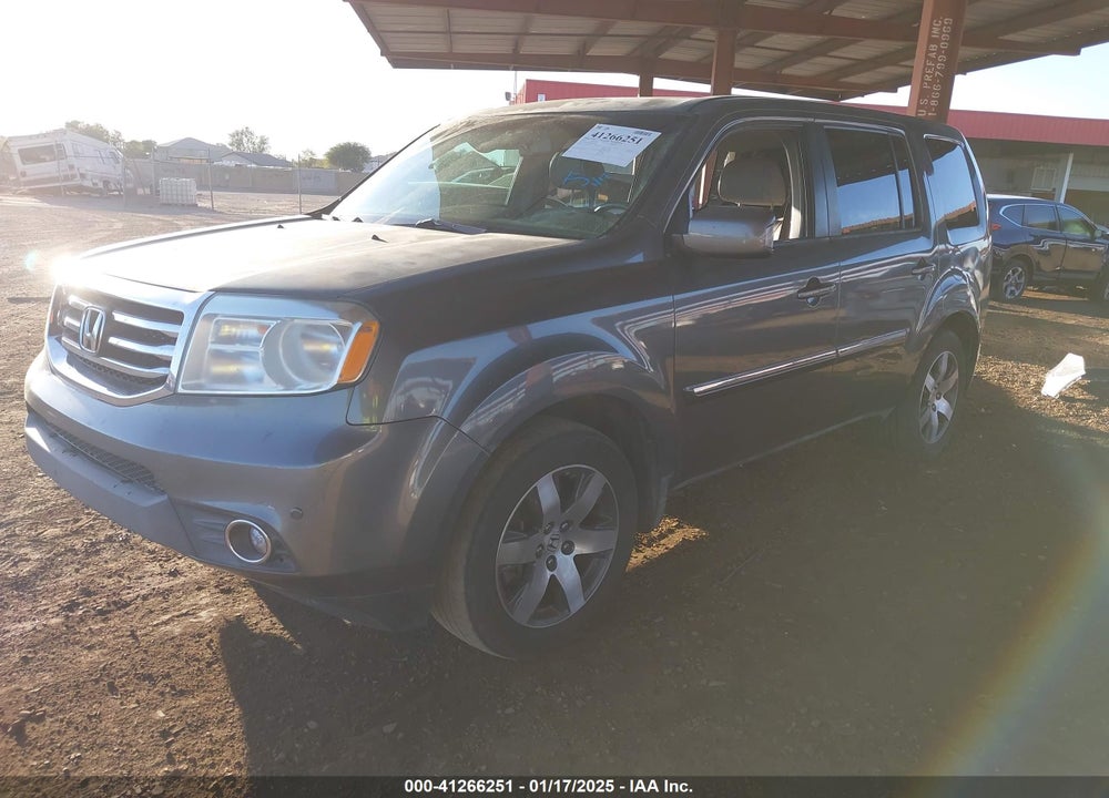 2012 HONDA PILOT TOURING VIN: 5FNYF4H99CB046010