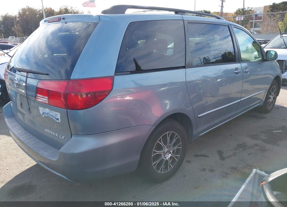 2005 TOYOTA SIENNA LE VIN: 5TDZA23C85S273374
