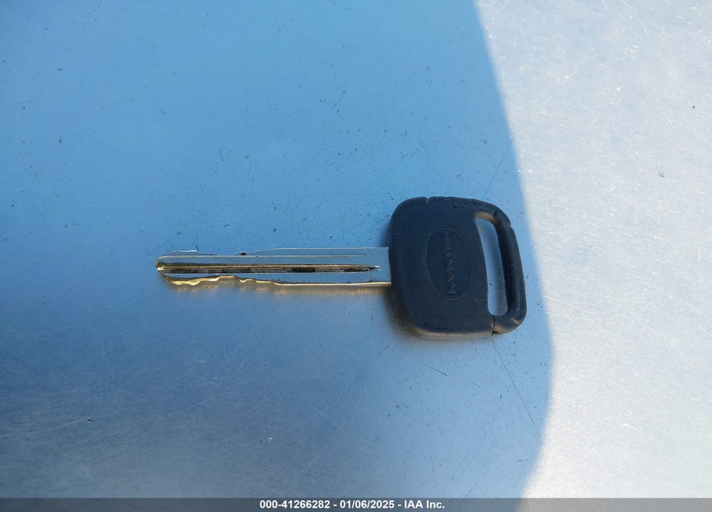 2005 SCION XB VIN: JTLKT324350221217