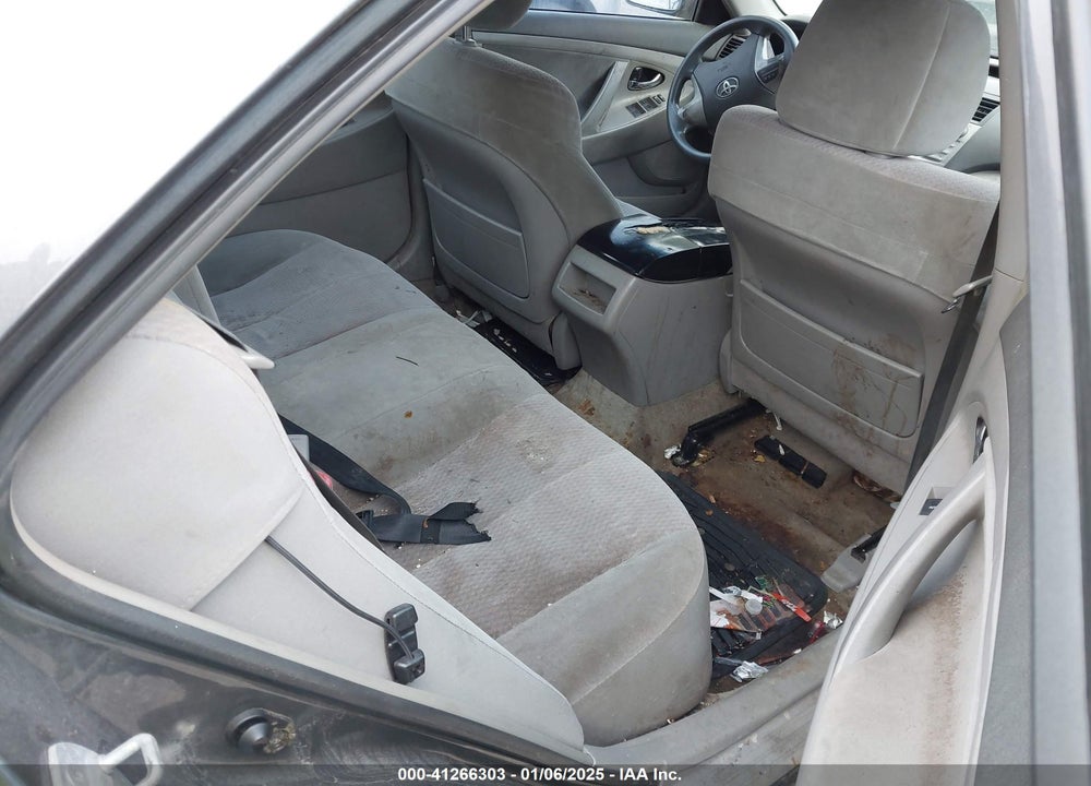 2010 TOYOTA CAMRY LE VIN: 4T1BF3EK1AU048745