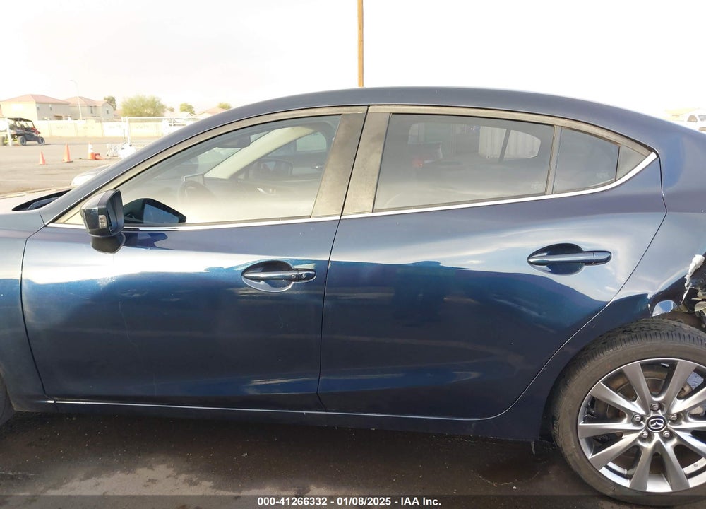 2014 MAZDA 3 I TOURING VIN: JM1BM1V78E1116878