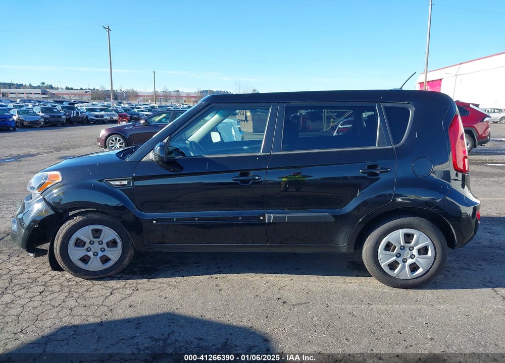 2012 KIA SOUL VIN: KNDJT2A5XC7741057