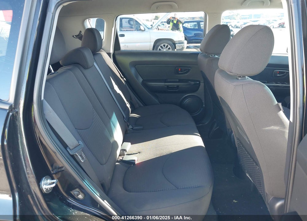 2012 KIA SOUL VIN: KNDJT2A5XC7741057