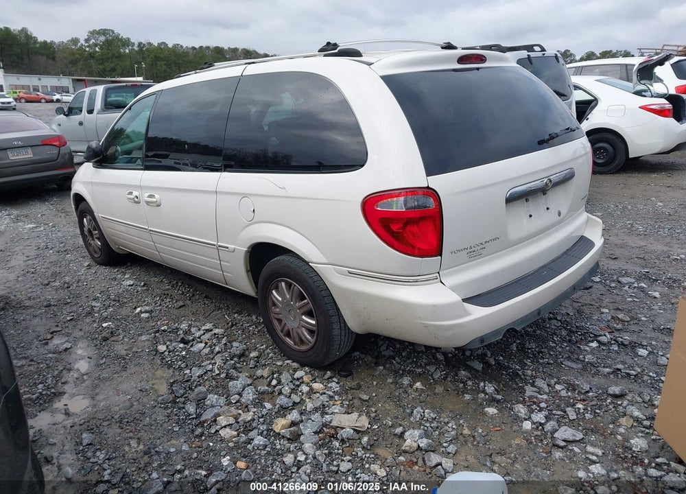 2005 CHRYSLER TOWN & COUNTRY LIMITED VIN: 2C8GP64L45R187210