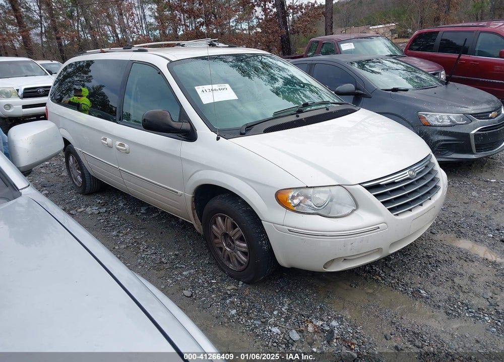 2005 CHRYSLER TOWN & COUNTRY LIMITED VIN: 2C8GP64L45R187210