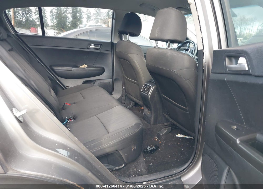 2019 KIA SPORTAGE LX VIN: KNDPM3AC4K7507958