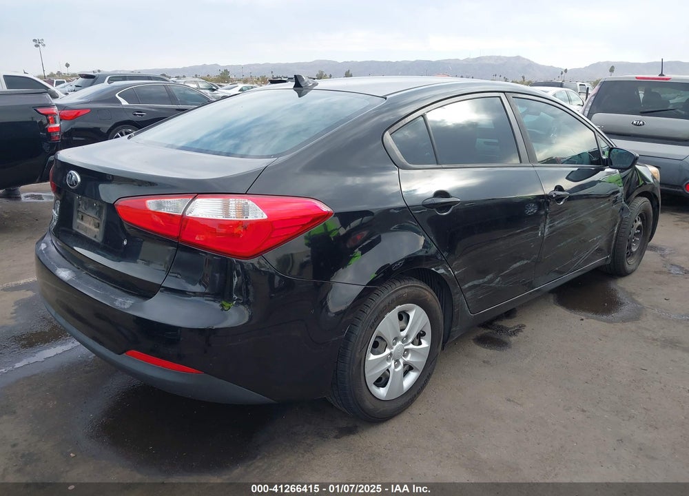 2015 KIA FORTE LX VIN: KNAFK4A61F5425007