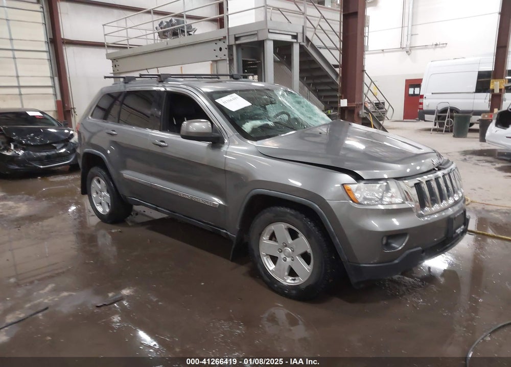 2011 JEEP GRAND CHEROKEE LAREDO VIN: 1J4RR4GG7BC736016