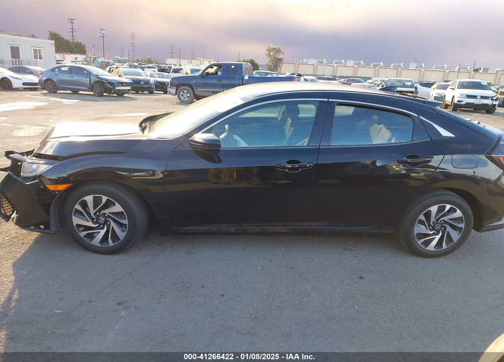 2018 HONDA CIVIC LX VIN: SHHFK7H20JU405103