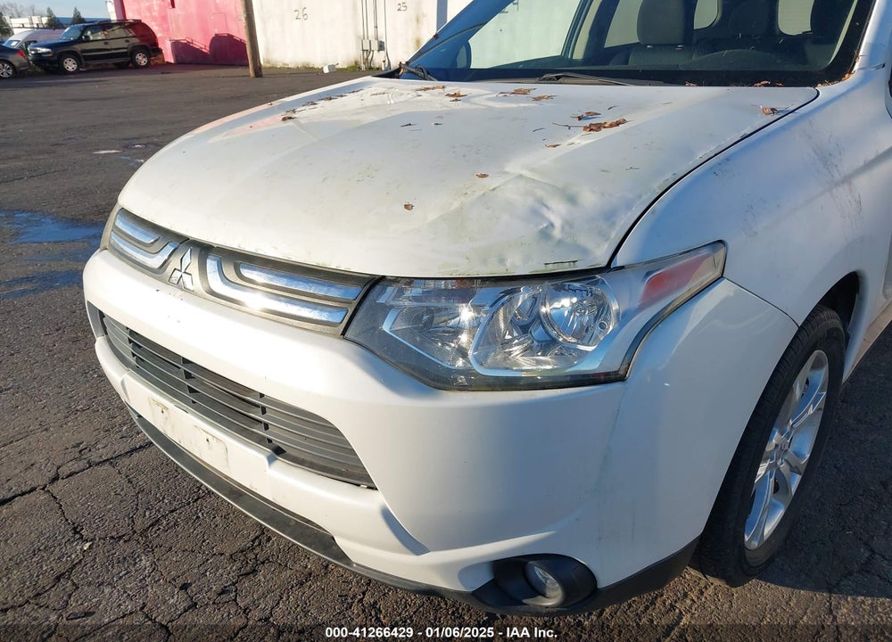2014 MITSUBISHI OUTLANDER SE VIN: JA4AZ3A38EZ015427