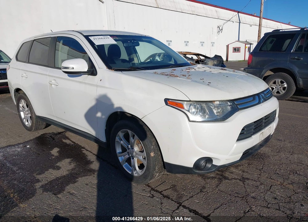 2014 MITSUBISHI OUTLANDER SE VIN: JA4AZ3A38EZ015427