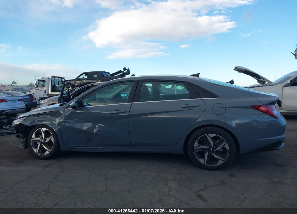 2022 HYUNDAI ELANTRA LIMITED VIN: KMHLP4AG3NU341142