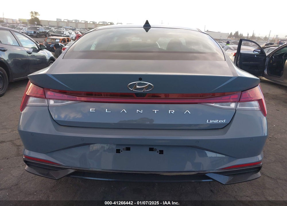 2022 HYUNDAI ELANTRA LIMITED VIN: KMHLP4AG3NU341142