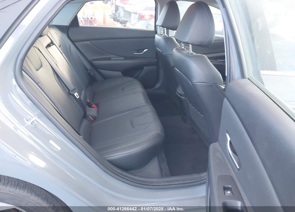 2022 HYUNDAI ELANTRA LIMITED VIN: KMHLP4AG3NU341142