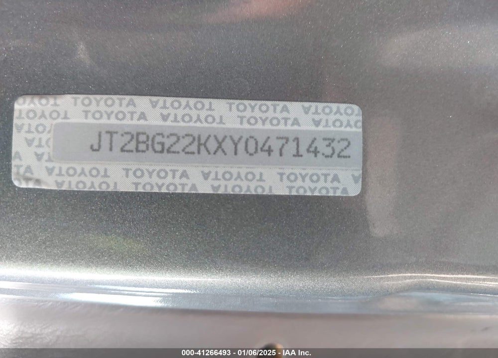 2000 TOYOTA CAMRY LE VIN: JT2BG22KXY0471432
