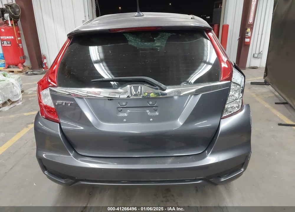 2019 HONDA FIT VIN: 3HGGK5H87KM747743