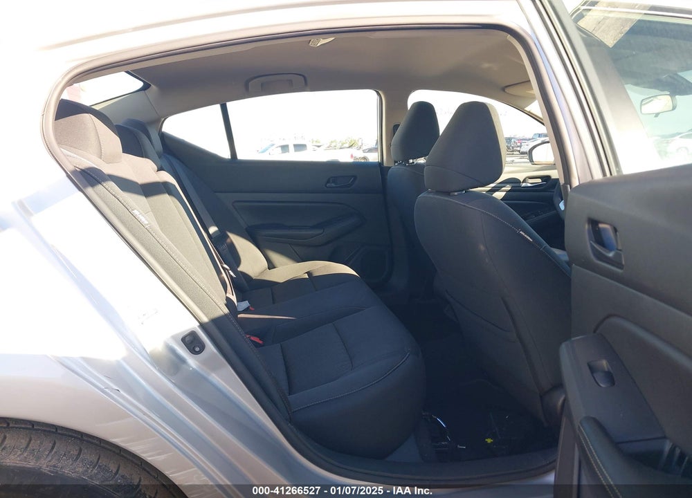 2024 NISSAN ALTIMA SV FWD VIN: 1N4BL4DV1RN326781