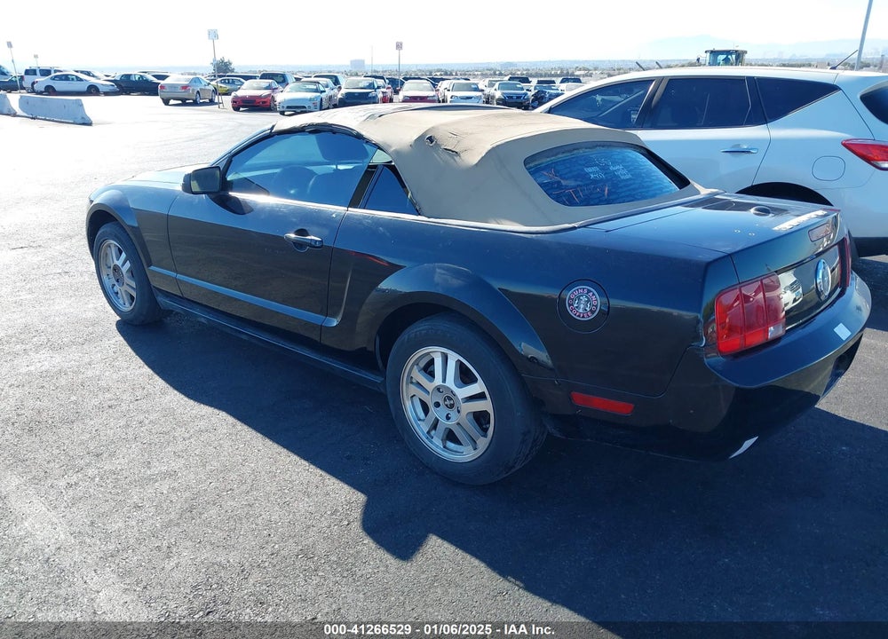2007 FORD MUSTANG V6 DELUXE/V6 PREMIUM VIN: 1ZVHT84N575219156