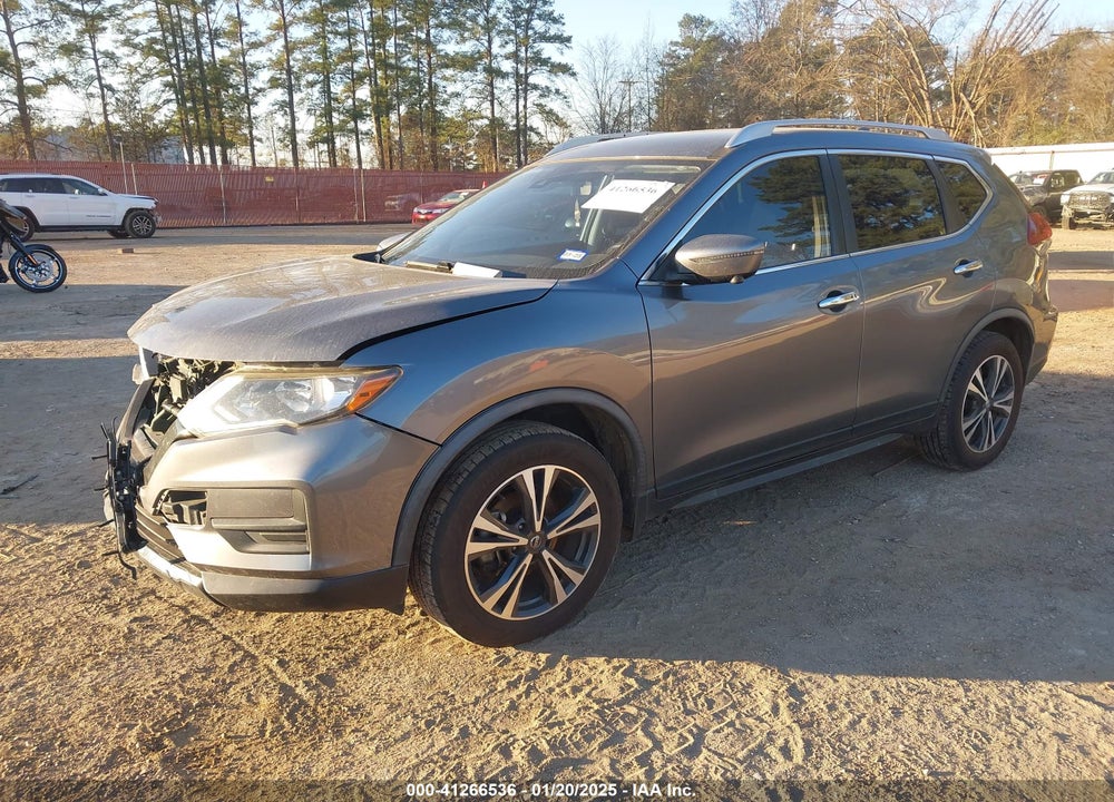 2020 NISSAN ROGUE SV FWD VIN: JN8AT2MT5LW017264