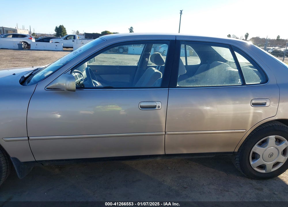 1996 TOYOTA CAMRY VIN: 4T1BF12K3TU134666