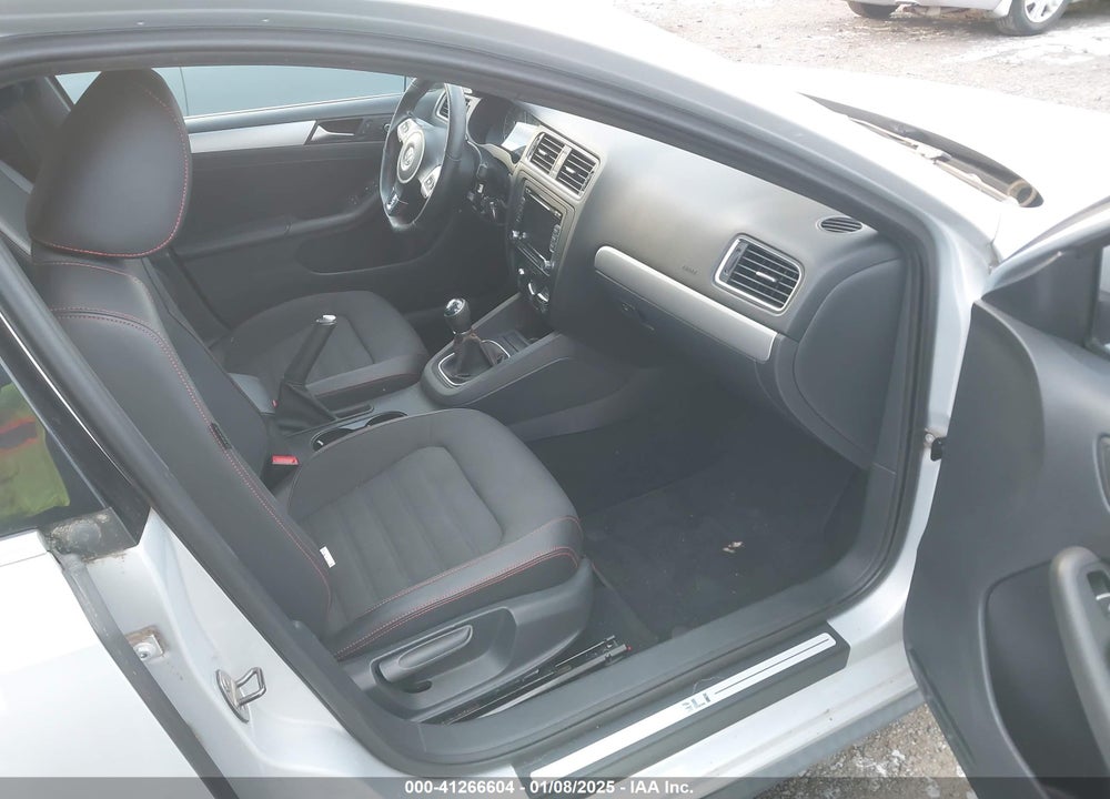 2012 VOLKSWAGEN JETTA GLI VIN: 3VW567AJ2CM085961