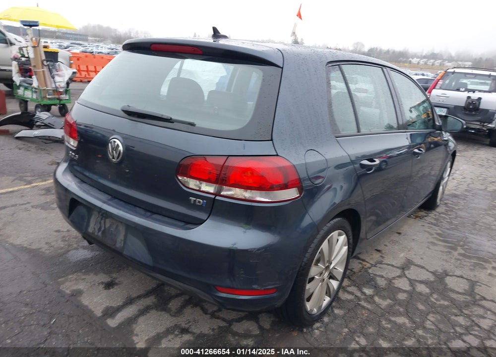 2013 VOLKSWAGEN GOLF 2.0L TDI 4-DOOR VIN: WVWNM7AJ0DW061426