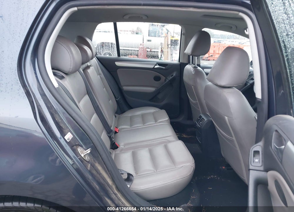 2013 VOLKSWAGEN GOLF 2.0L TDI 4-DOOR VIN: WVWNM7AJ0DW061426
