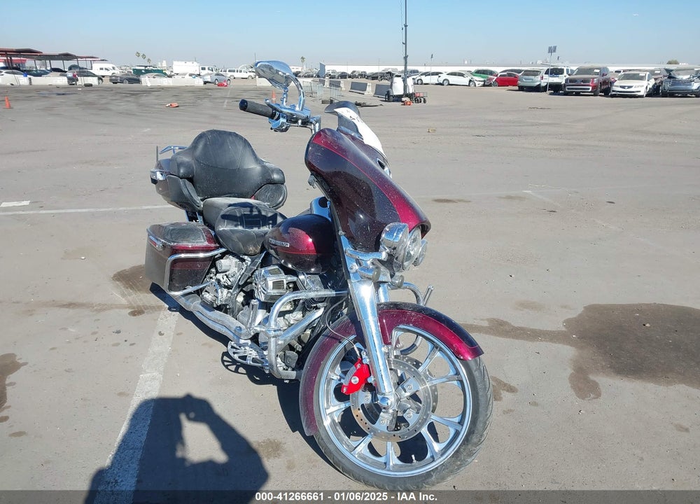 2014 HARLEY-DAVIDSON FLHTK ELECTRA GLIDE ULTRA LTD VIN: 1HD1KEL19EB653484