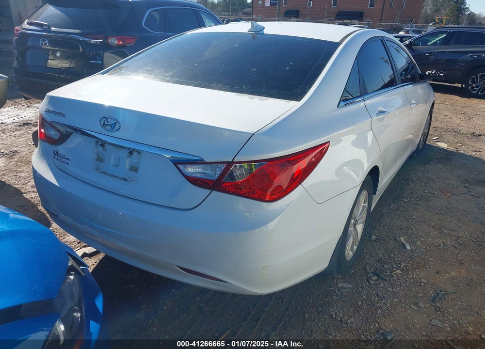 2013 HYUNDAI SONATA VIN: 5NPEB4AC1DH713644
