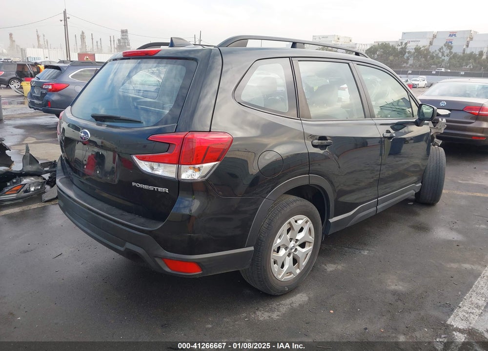 2019 SUBARU FORESTER VIN: JF2SKACC3KH493242