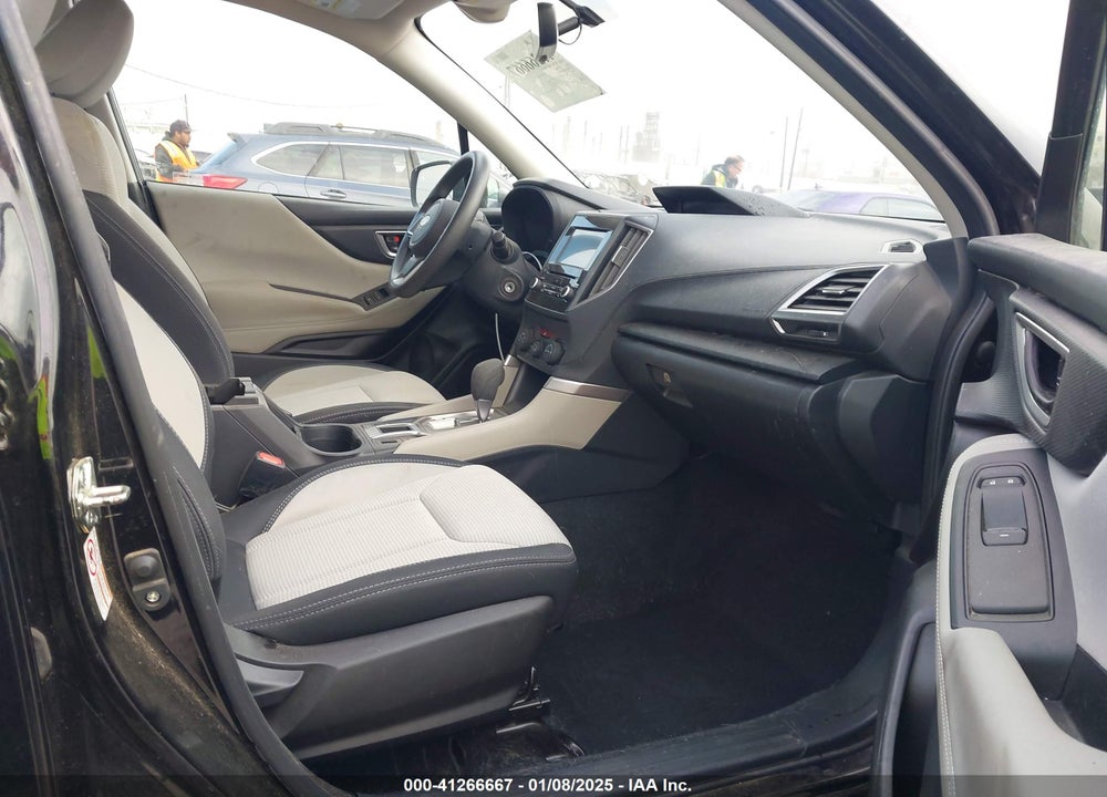 2019 SUBARU FORESTER VIN: JF2SKACC3KH493242